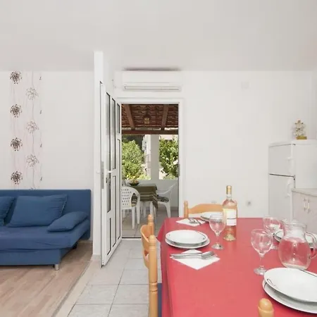 Jasenka - Two Bedroom With Balcony Sea View A3 아파트
